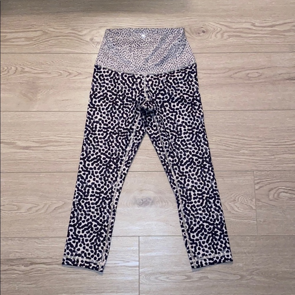 Lululemon cheetah crop leggings